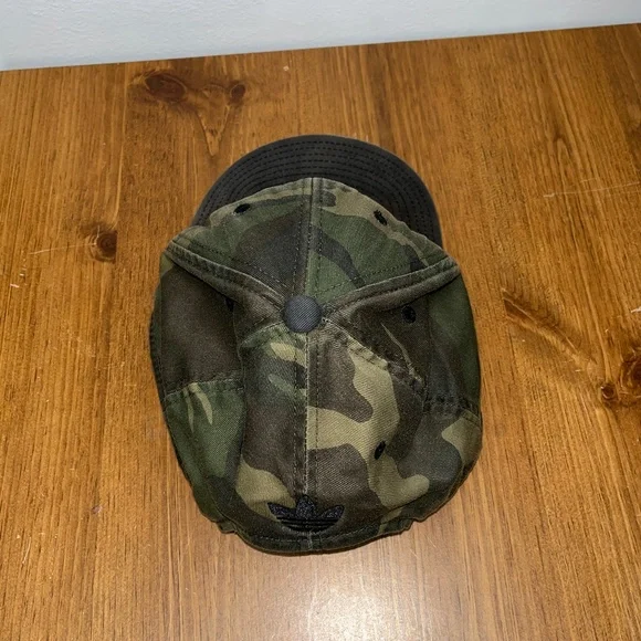 LA Lakers Camouflage OS - Picture 5 of 11